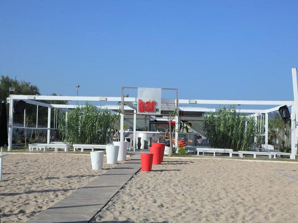 Hotel Masseria Fortificata Donnaloia Монополи Екстериор снимка