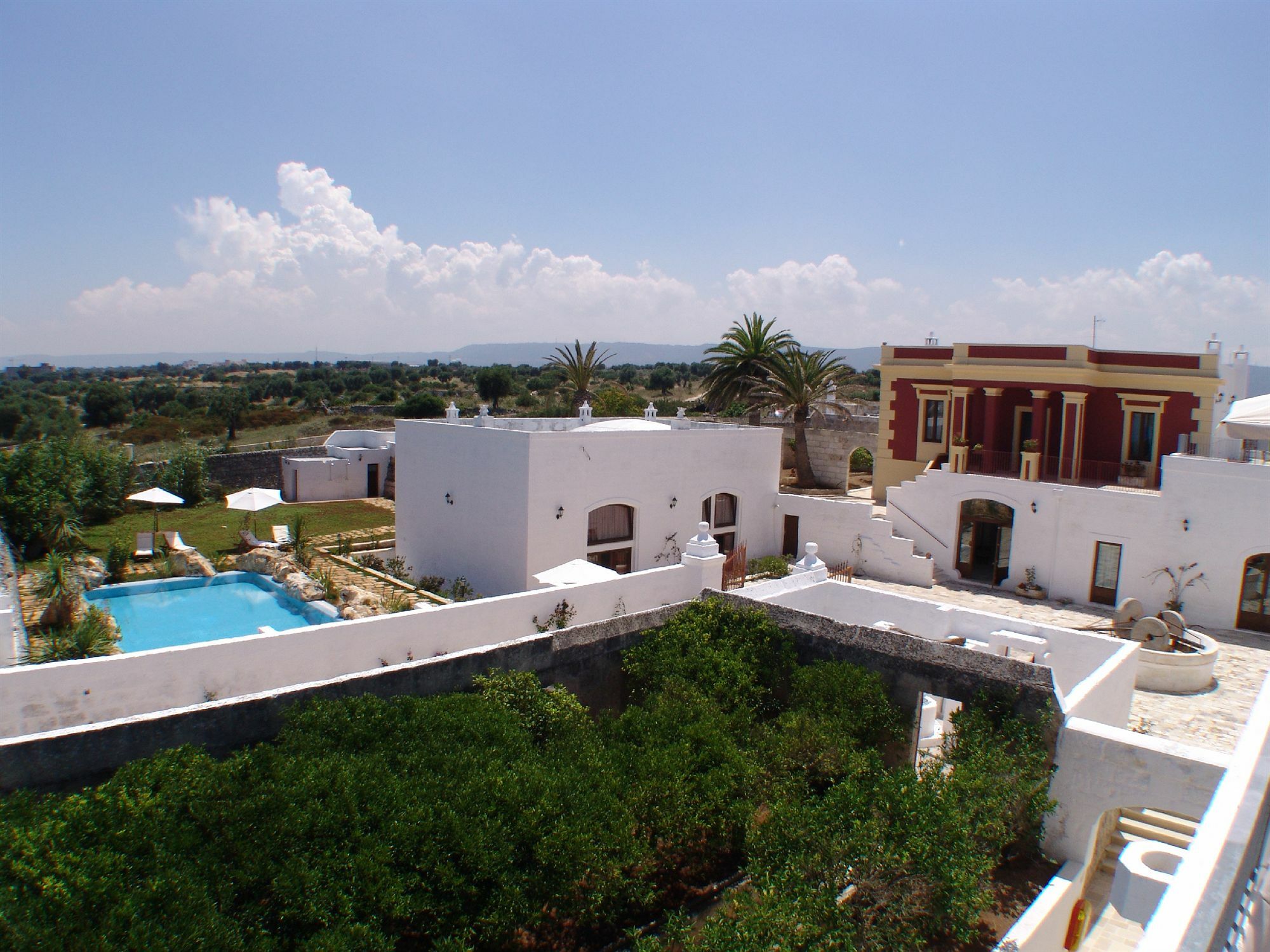 Hotel Masseria Fortificata Donnaloia Монополи Екстериор снимка