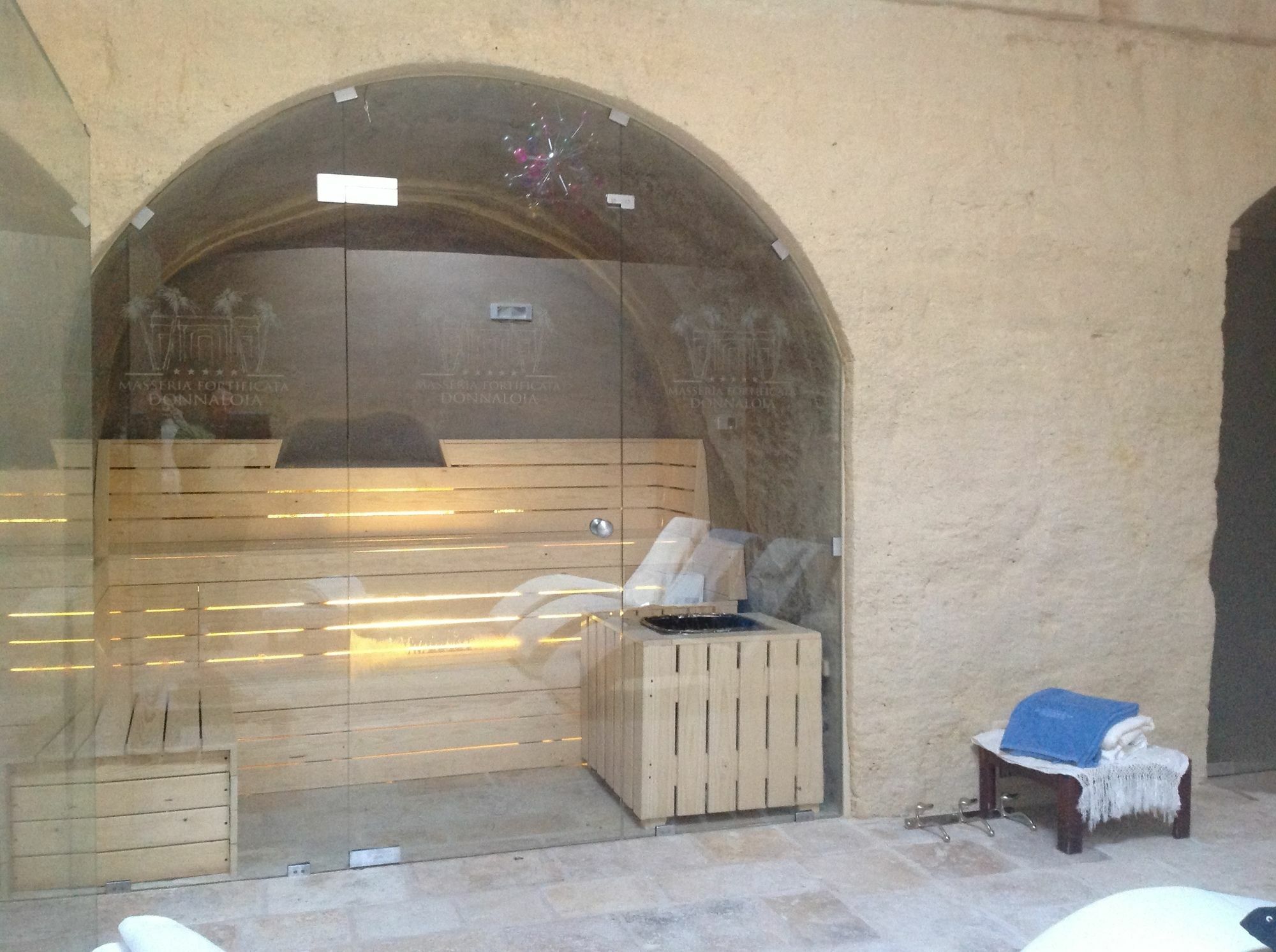 Hotel Masseria Fortificata Donnaloia Монополи Екстериор снимка